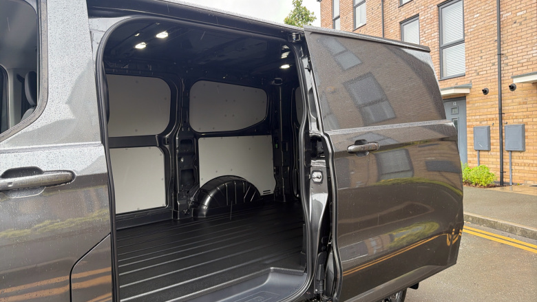 Ford Transit Custom 280 L1 Diesel Fwd 2.0 EcoBlue 136ps H1 Van Limited